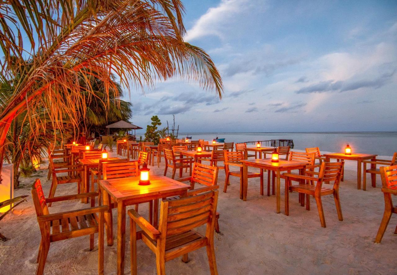 Triton Prestige Seaview And Spa Maafushi Exteriér fotografie