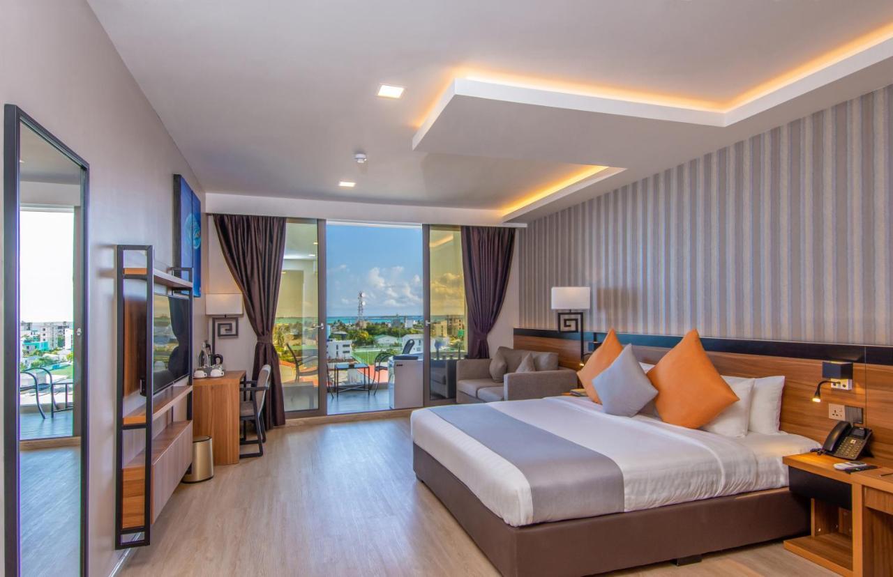 Triton Prestige Seaview And Spa Maafushi Exteriér fotografie